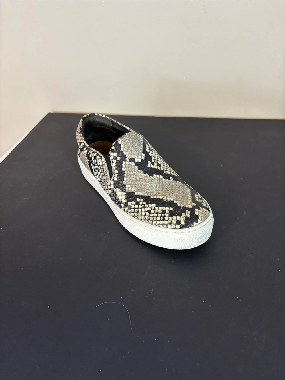 Tory Burch Snakeskin Embossed Slip on Shoes Sneakers Size 6.5